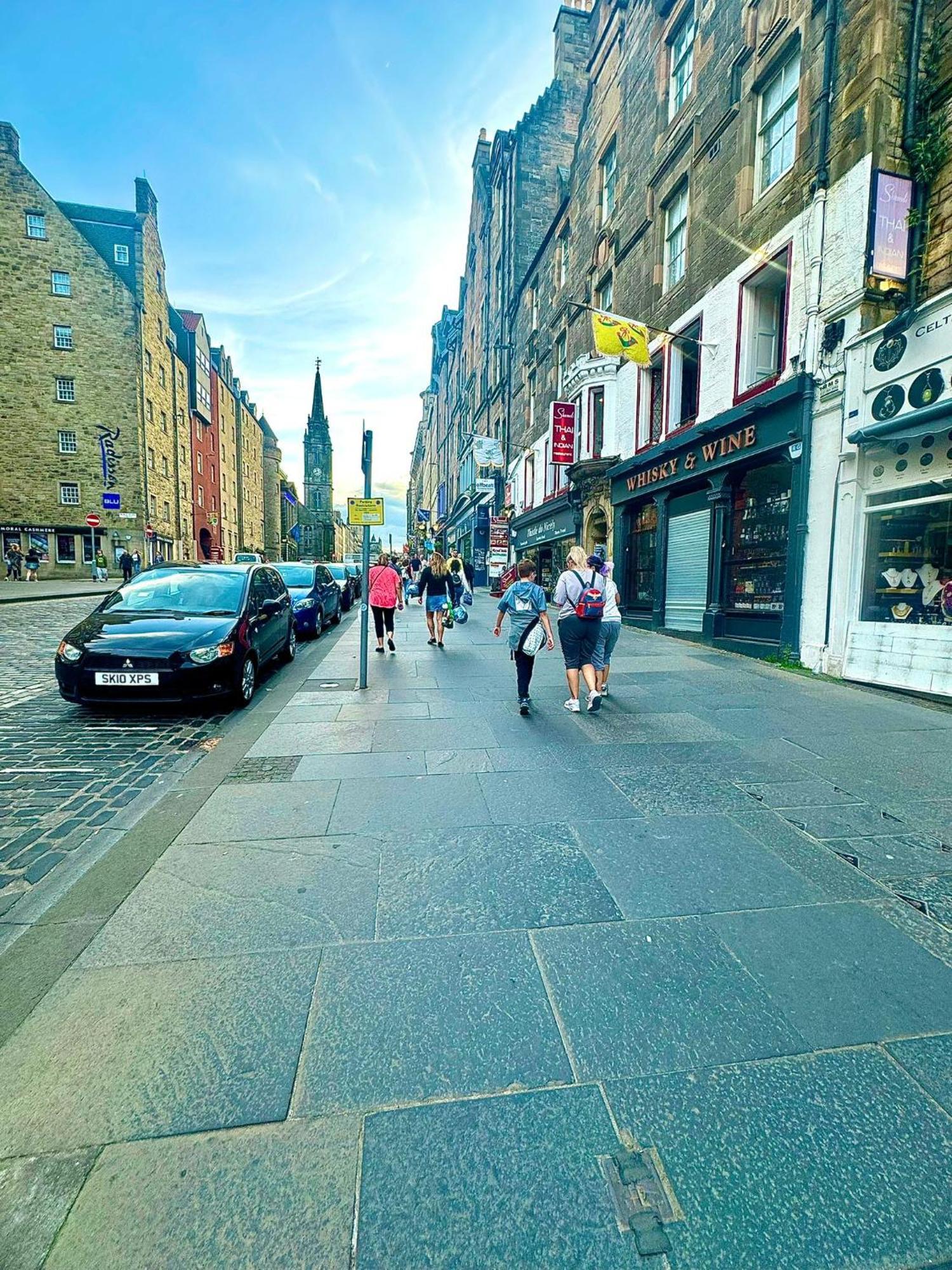 Cozy Edinburgh Apartment Escape Exterior photo